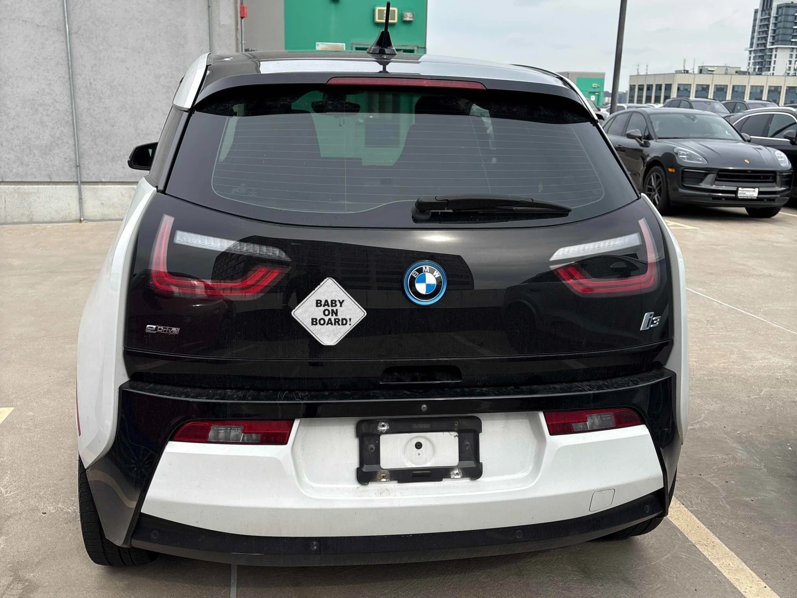 BMW i3 RANGE EXTENDER * NAV | Mobile.bg � ����������� 3
