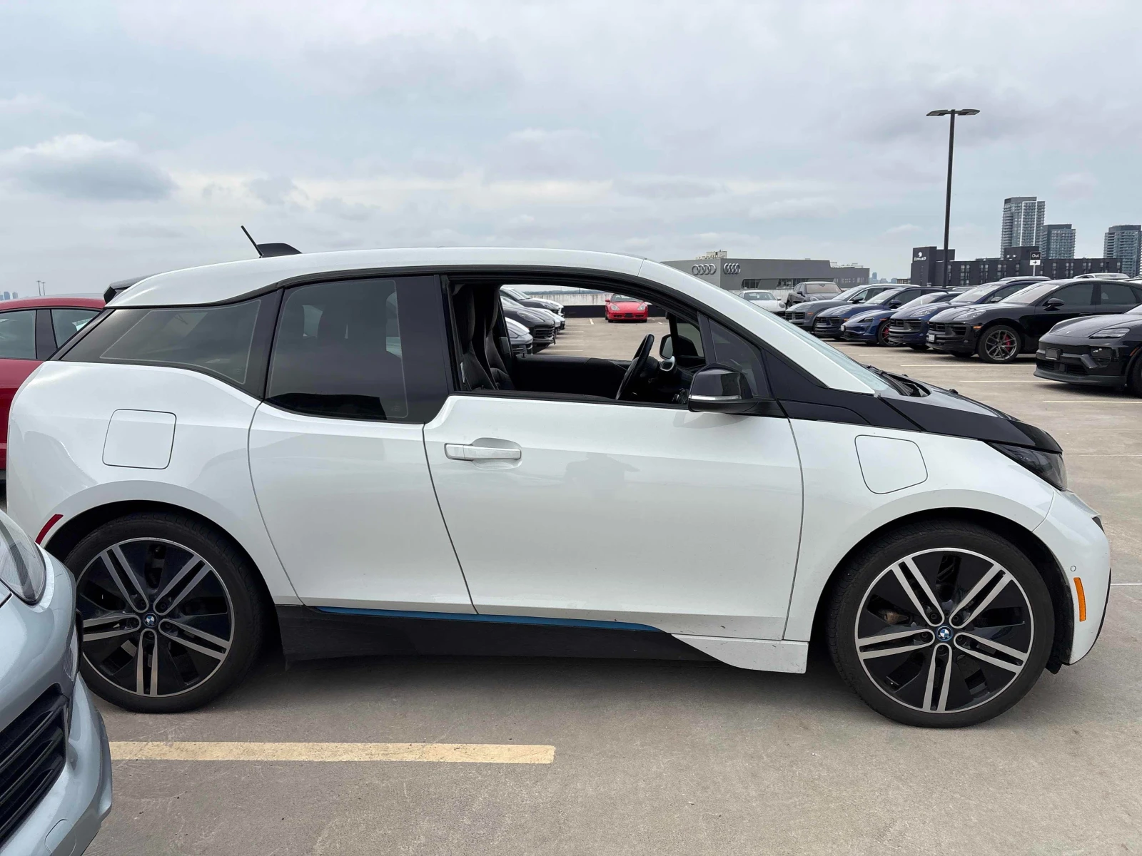 BMW i3 RANGE EXTENDER * NAV | Mobile.bg � ����������� 4