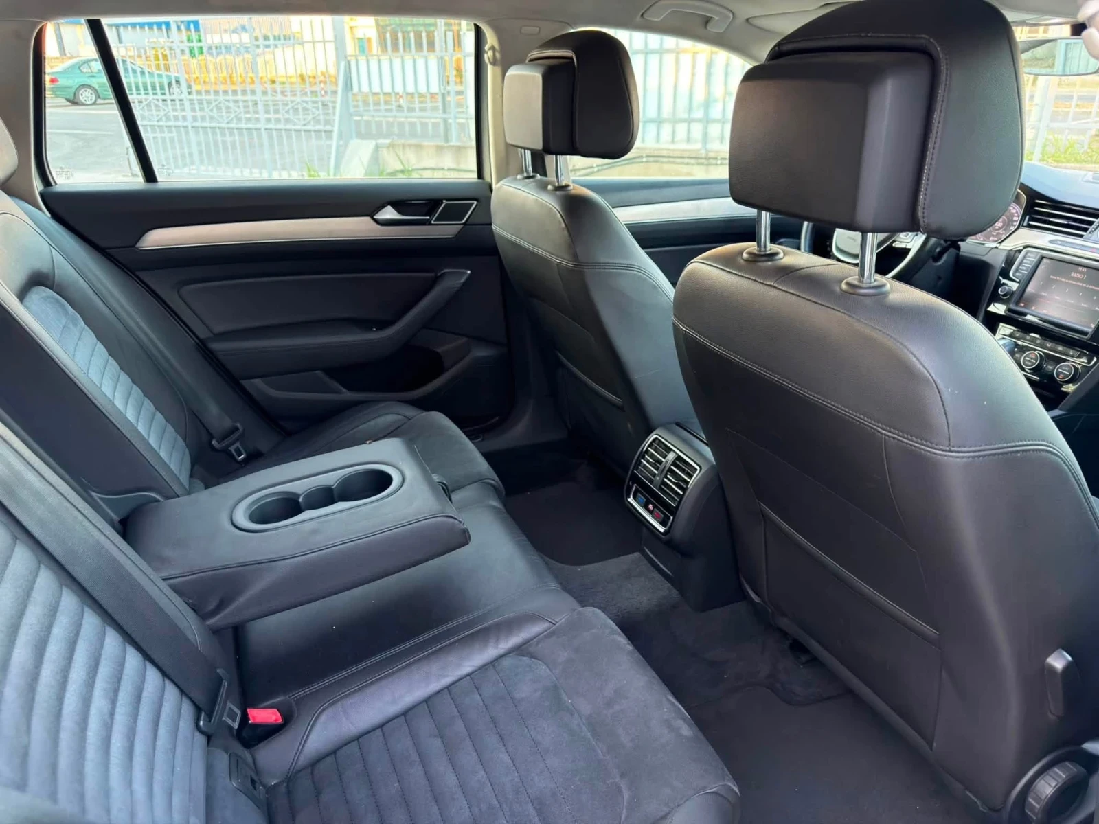 VW Passat 2.0Bi-TDI 240�� �������* HIGHLINE* DSG* 4Motion | Mobile.bg � ����������� 10