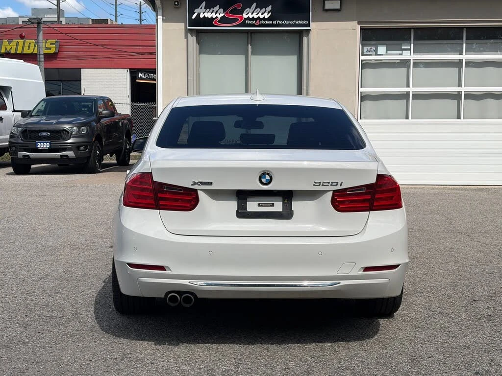 BMW 328 xDrive  * ���������� * (���� �� ��) | Mobile.bg � ����������� 9