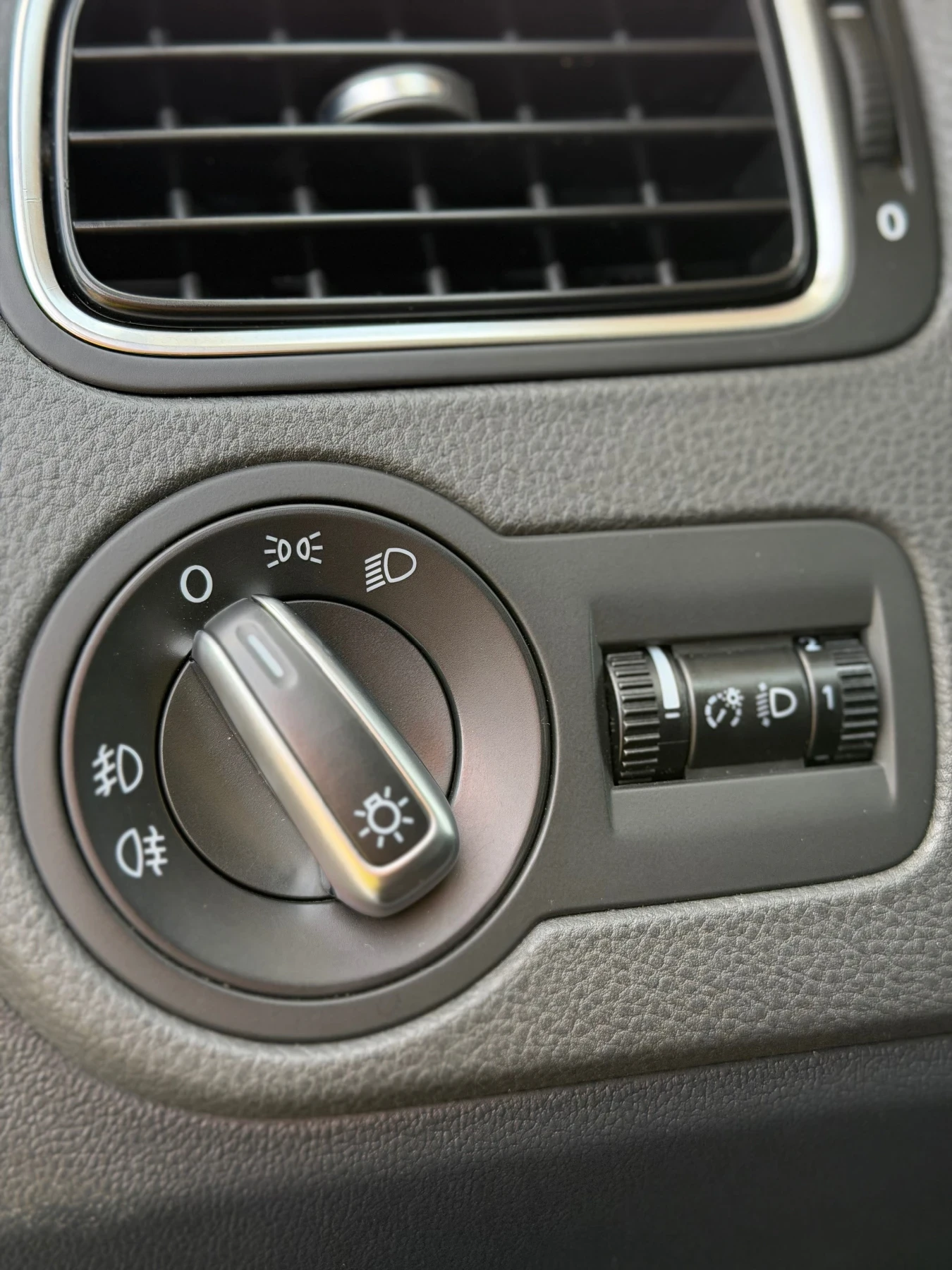 VW Polo VW POLO 1.6 tdi, снимка 9 - Автомобили и джипове - 56614662