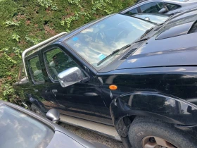 Nissan Navara 2.5 TDI, снимка 2
