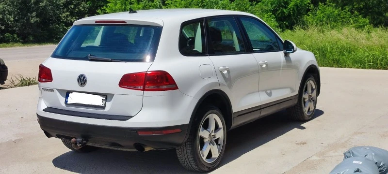 VW Touareg 3.0TDI, снимка 5 - Автомобили и джипове - 47334513