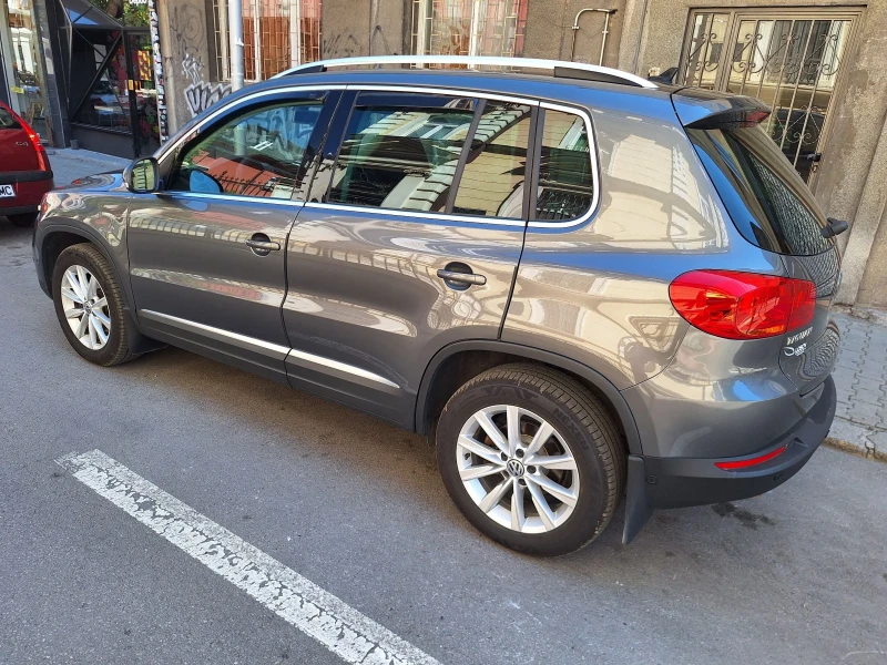 VW Tiguan, снимка 2 - Автомобили и джипове - 51332407