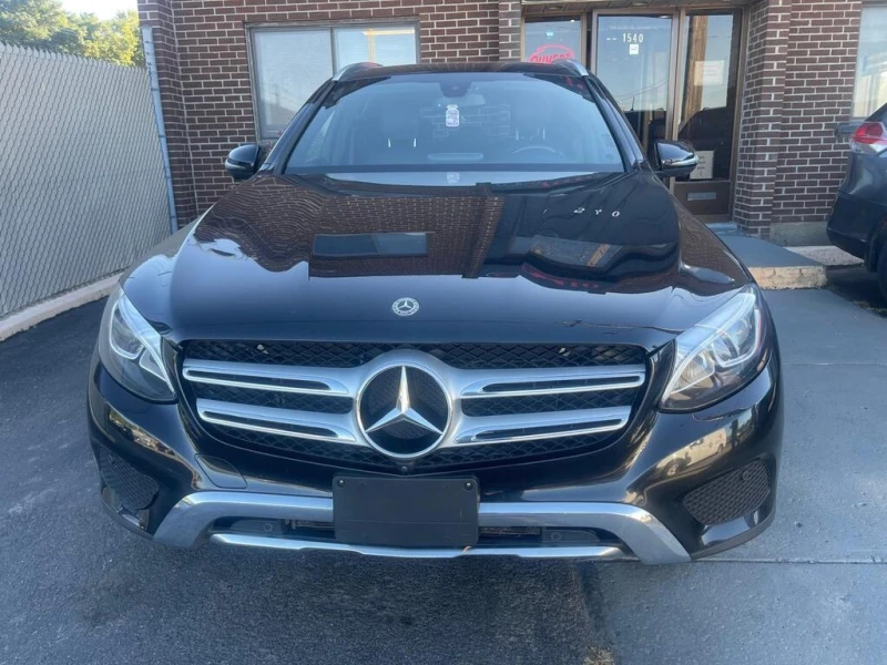 Mercedes-Benz GLC 300 * CARFAX * ЦЕНА ДО БГ, снимка 2 - Автомобили и джипове - 52877147