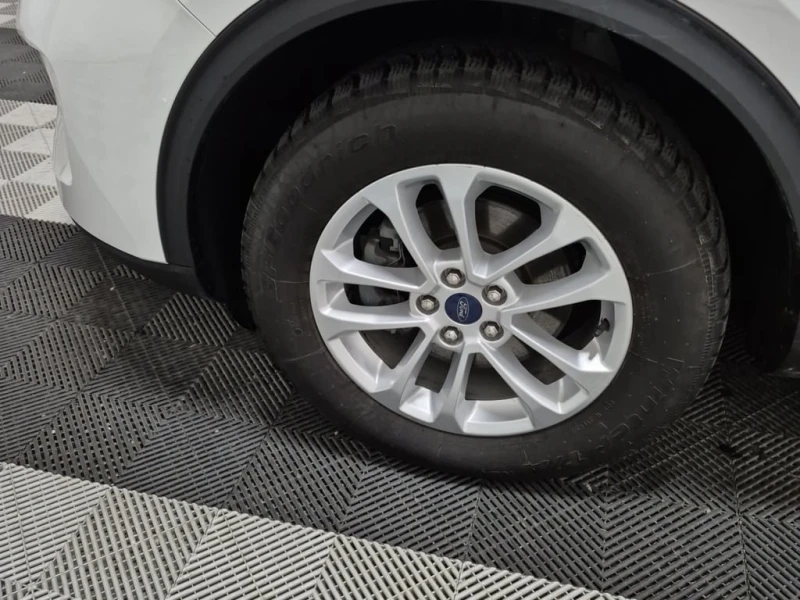 Ford Escape * SE HYBRID * CARFAX * ЦЕНА ДО БГ, снимка 7 - Автомобили и джипове - 52878103