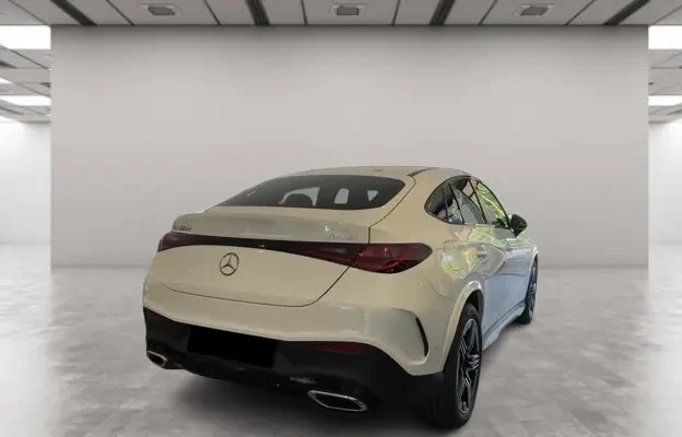 Mercedes-Benz GLC 220 d Coupe 4Matic = AMG Line = Advanced Plus Гаранция, снимка 3 - Автомобили и джипове - 55351128