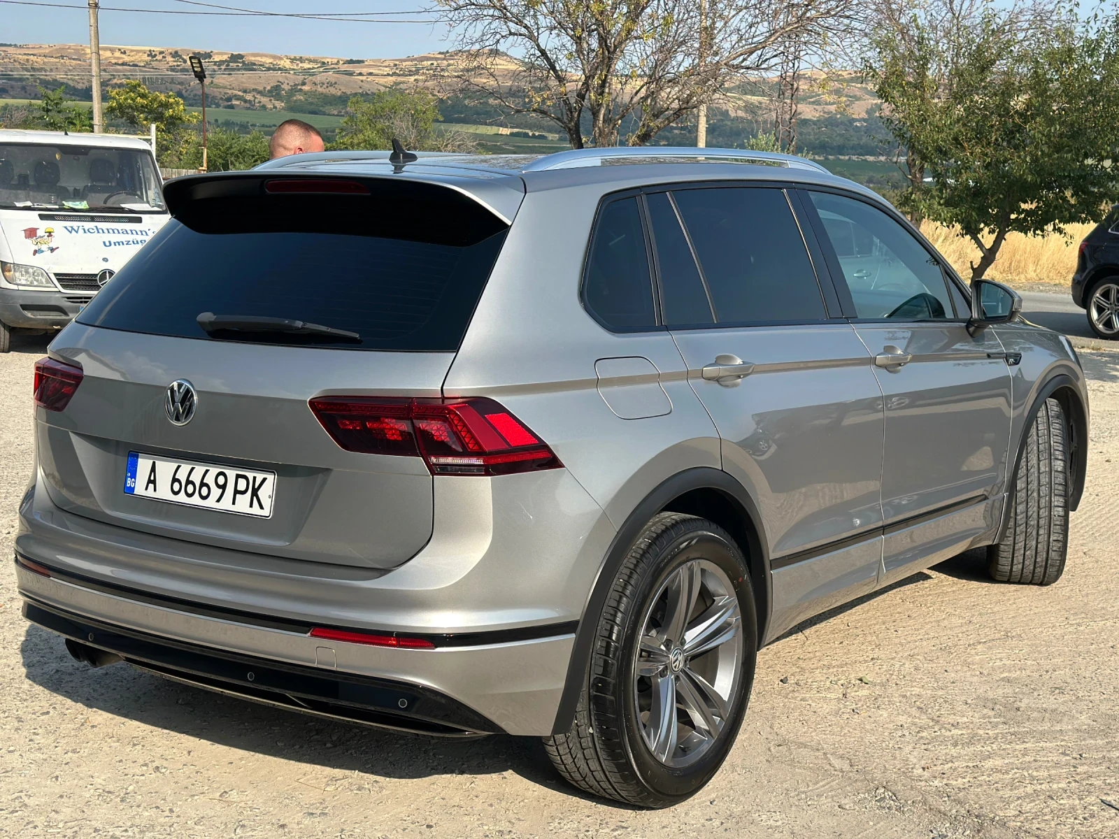 VW Tiguan 2.0 150к.с - изображение 3