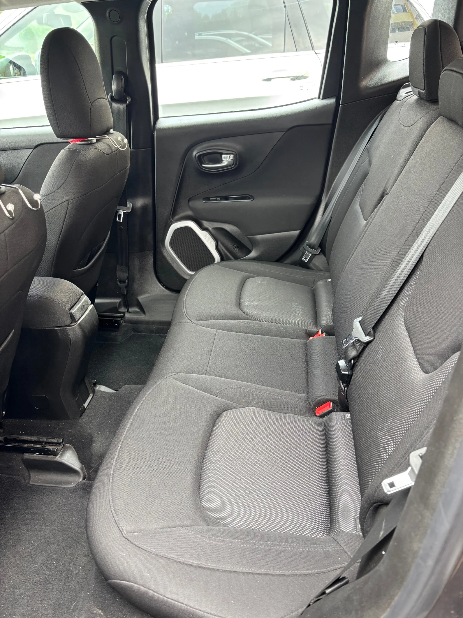 Jeep Renegade  - изображение 7