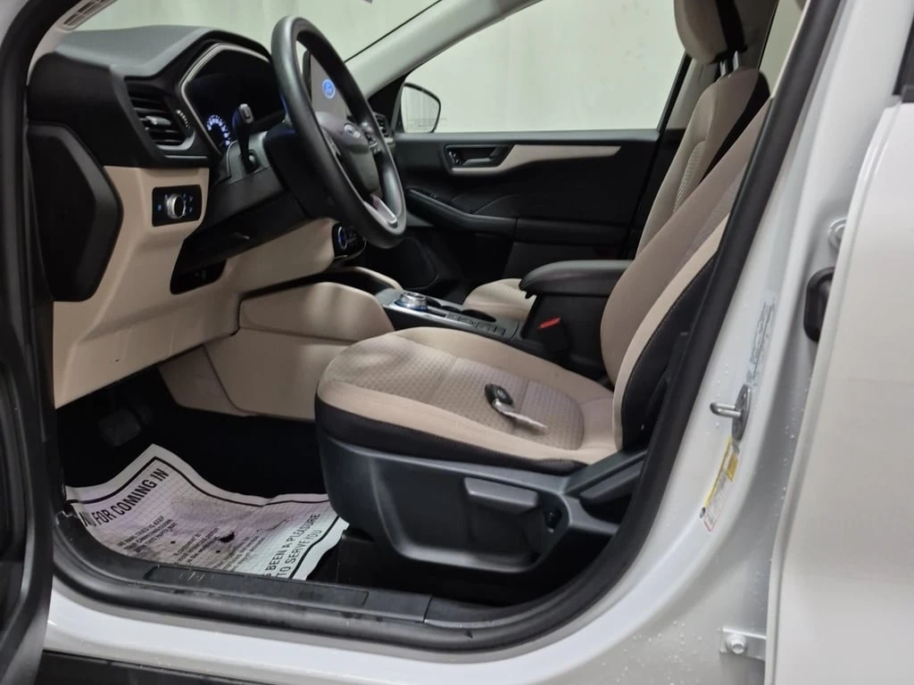 Ford Escape * SE HYBRID * CARFAX * ���� �� �� | Mobile.bg � ����������� 9