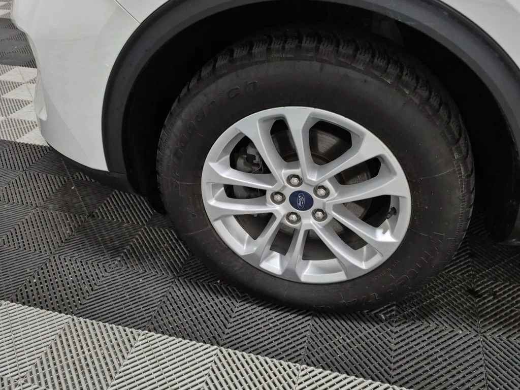 Ford Escape * SE HYBRID * CARFAX * ���� �� �� | Mobile.bg � ����������� 7