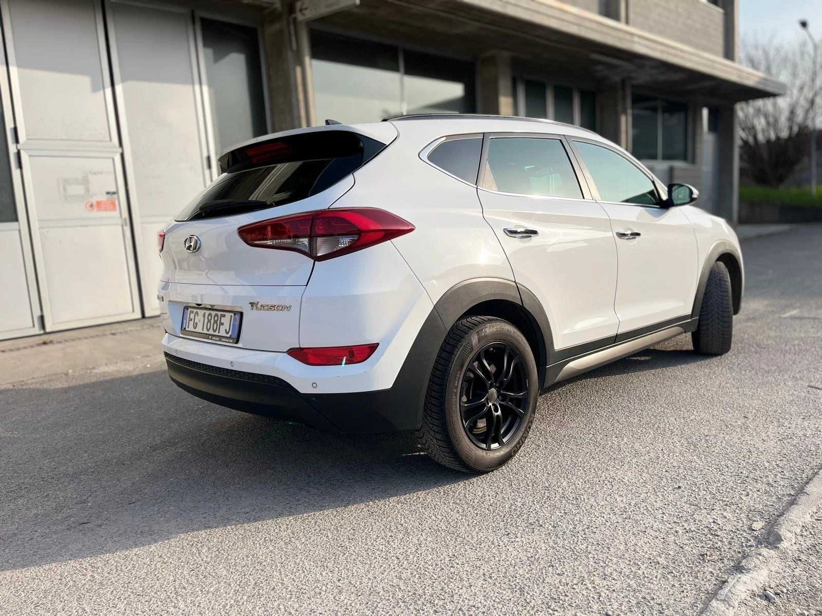 Hyundai Tucson 1.7 CRDi DCT XPossible, снимка 12 - Автомобили и джипове - 54184278