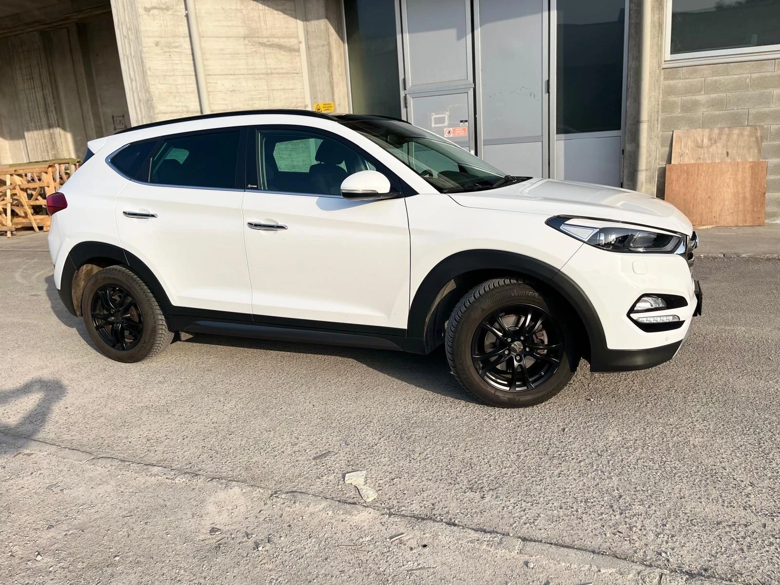 Hyundai Tucson 1.7 CRDi DCT XPossible, снимка 8 - Автомобили и джипове - 54184278