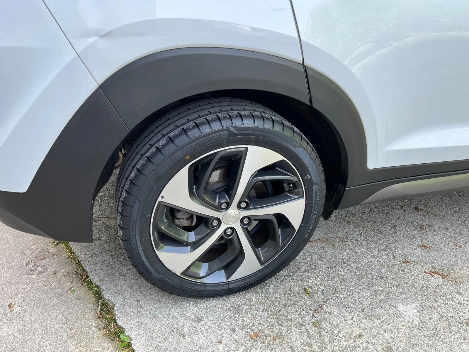 Hyundai Tucson 1.7 CRDi DCT XPossible, снимка 11 - Автомобили и джипове - 54184278