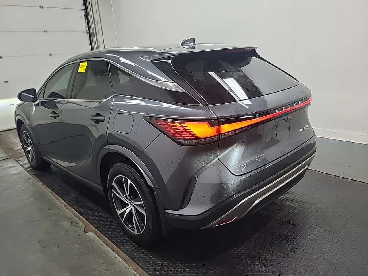 Lexus RX 350h DISTRONIC | ОБДУХВАНЕ | CARFAX | , снимка 4 - Автомобили и джипове - 54627745
