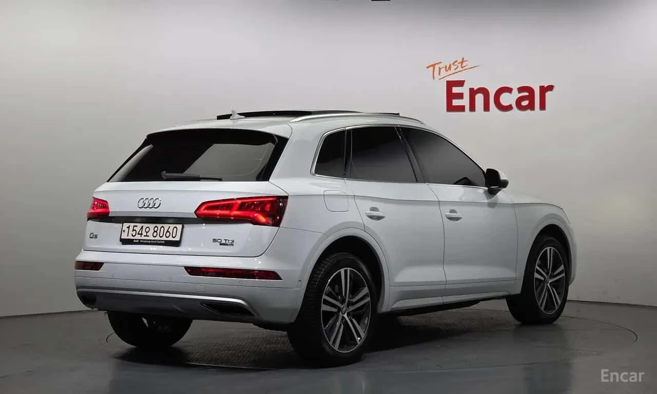 Audi Q5 | DISTRONIC | 360 | HUD | ОБДУХВАНЕ | , снимка 2 - Автомобили и джипове - 55584258