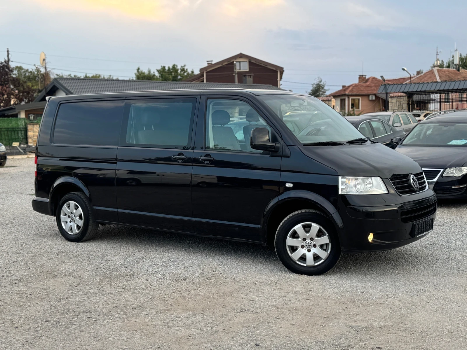 VW T5 2.5TDI 131кс 6с КЛИМАТИК ДЪЛГА БАЗА 5-места - изображение 7