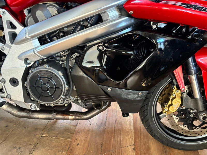 Aprilia RSV4 RSV V60 FALCO  25000km!!!, снимка 7 - Мотоциклети и мототехника - 52313950