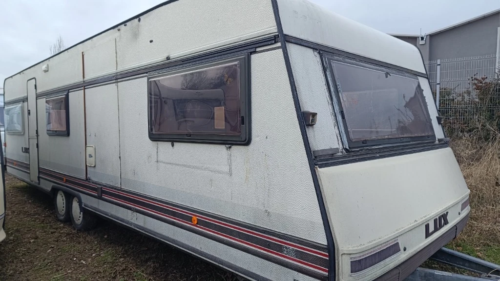 Каравана Burstner CLUB 800 - изображение 2