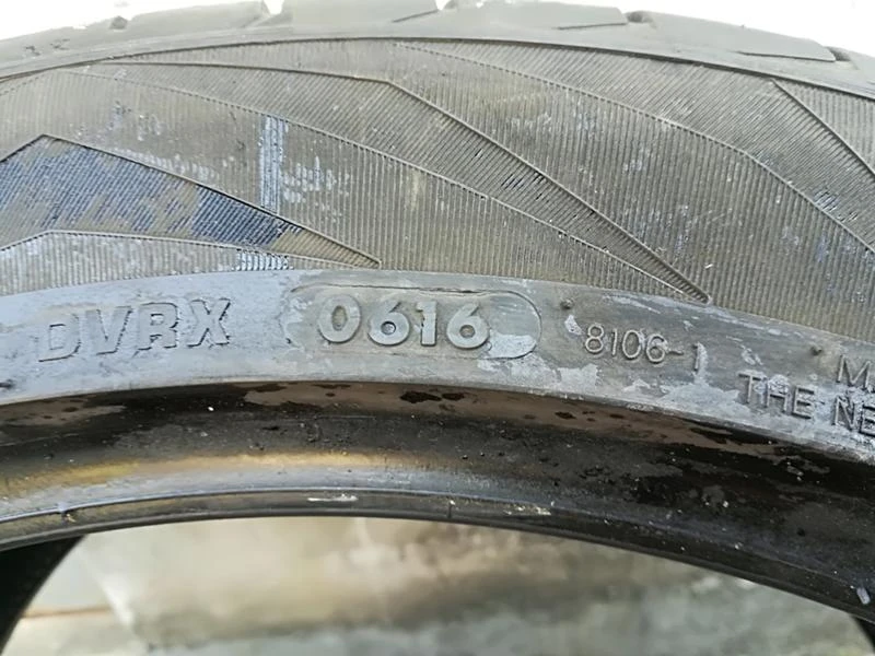 Гуми Летни 245/40R18, снимка 6 - Гуми и джанти - 21479760