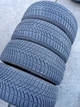 Гуми Зимни 205/50R17, снимка 3 - Гуми и джанти - 48086308