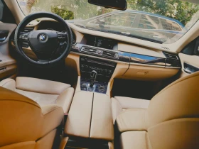 BMW 750 4.4i F01, снимка 7
