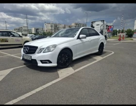 Mercedes-Benz E 220, снимка 1