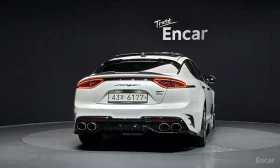 Kia Stinger 3.3 GT AWD / ГЕНЕРАЦИЯ / HUD / PANO / 360 КАМЕРИ /, снимка 4