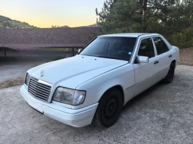 Mercedes-Benz 124, снимка 2