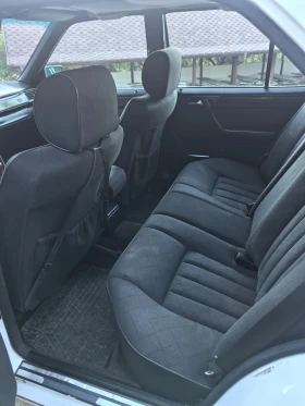 Mercedes-Benz 124, снимка 6