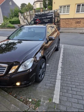 Mercedes-Benz E 220, снимка 2