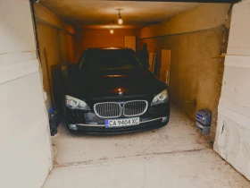 ����� �� �������� �� BMW 750 4.4i F01