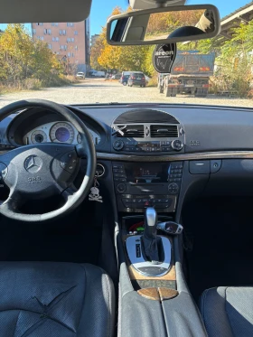 Mercedes-Benz E 320, снимка 5