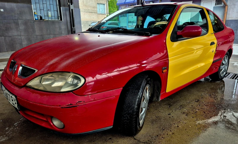 Renault Megane 1.6i-ГАЗ-всичко платено , снимка 4 - Автомобили и джипове - 47299753