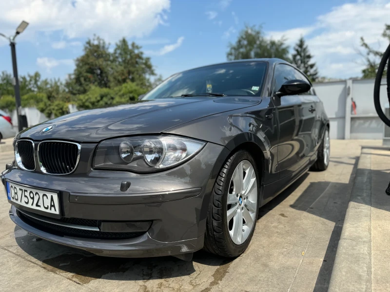 BMW 118 6 скорости , снимка 10 - Автомобили и джипове - 47653568