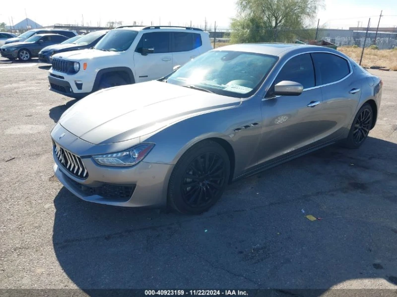 Maserati Ghibli Подгрев* Keyless* Камера* 76хил.км, снимка 3 - Автомобили и джипове - 48474682