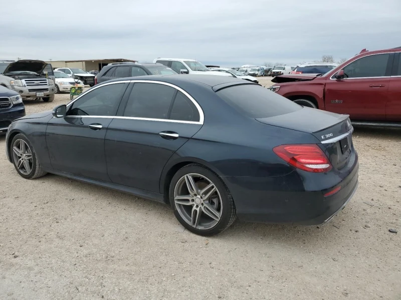 Mercedes-Benz E 300, снимка 2 - Автомобили и джипове - 49289538