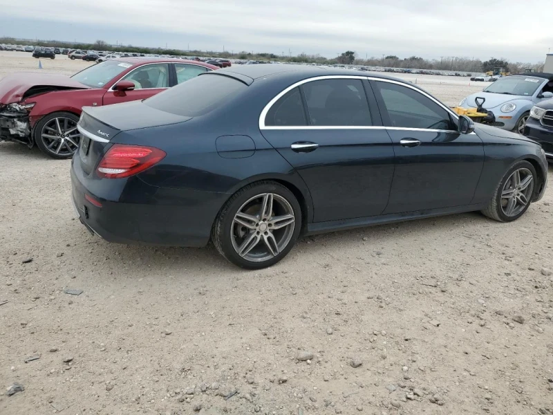 Mercedes-Benz E 300, снимка 3 - Автомобили и джипове - 49289538