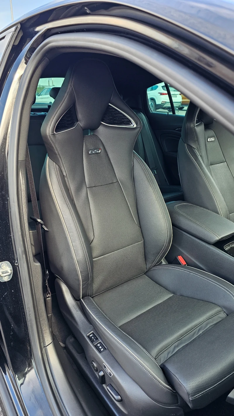 Opel Insignia GSI 2.0 Bi Turbo D 4x4, 209ps/EXCLUSIVE/, снимка 15 - Автомобили и джипове - 49993833