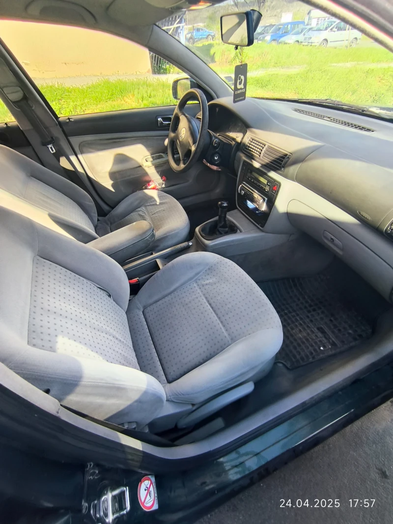 VW Passat, снимка 15 - Автомобили и джипове - 52024483