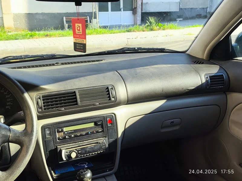 VW Passat, снимка 12 - Автомобили и джипове - 52024483