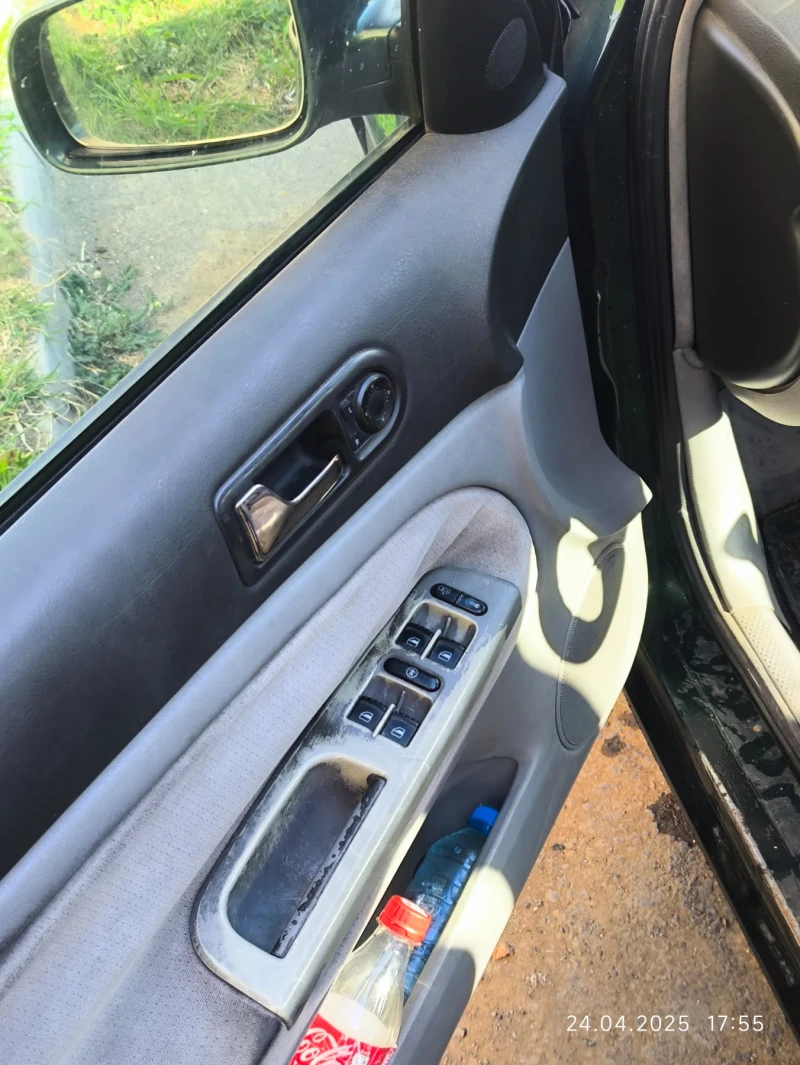 VW Passat, снимка 10 - Автомобили и джипове - 52024483