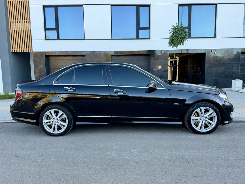Mercedes-Benz C 300 4Matic 7G Tronic Face Lift AMG OPTIC, снимка 4 - Автомобили и джипове - 52511953