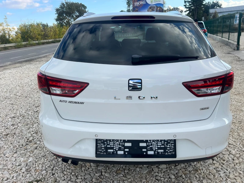 Seat Leon ST-1.6TDi/105p.s-4 drive/Full Led-Matrix/4x4!!!!, снимка 6 - Автомобили и джипове - 52030255