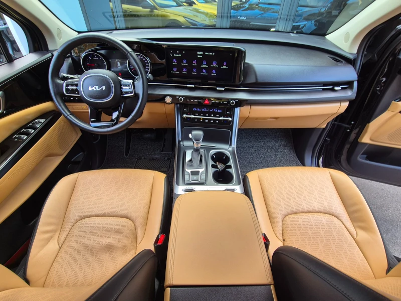 Kia Carnival 2.2 CRDI 8+ 1 ДДС - Наличен в БГ, снимка 7 - Автомобили и джипове - 52064789