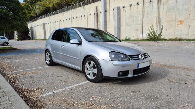 VW Golf 2.0 TDI, снимка 3 - Автомобили и джипове - 52530395