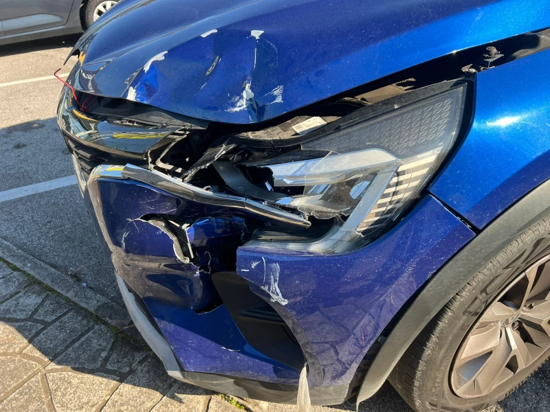 Renault Captur 0.9TCE, снимка 5 - Автомобили и джипове - 52738896