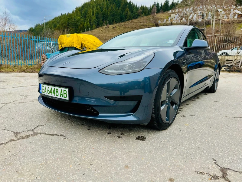 Tesla Model 3 LFP