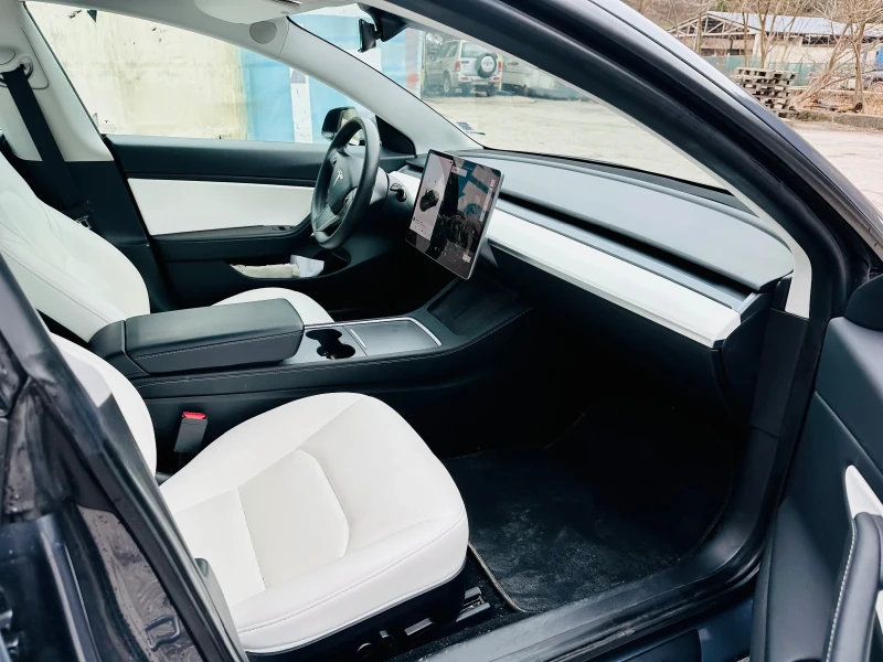 Tesla Model 3 LFP, снимка 9 - Автомобили и джипове - 52975669