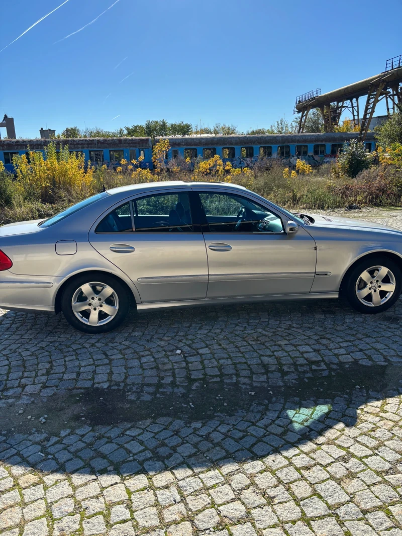 Mercedes-Benz E 320, снимка 4 - Автомобили и джипове - 53364244